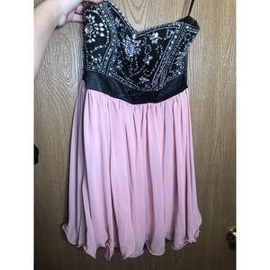 Strapless Formal Dress
